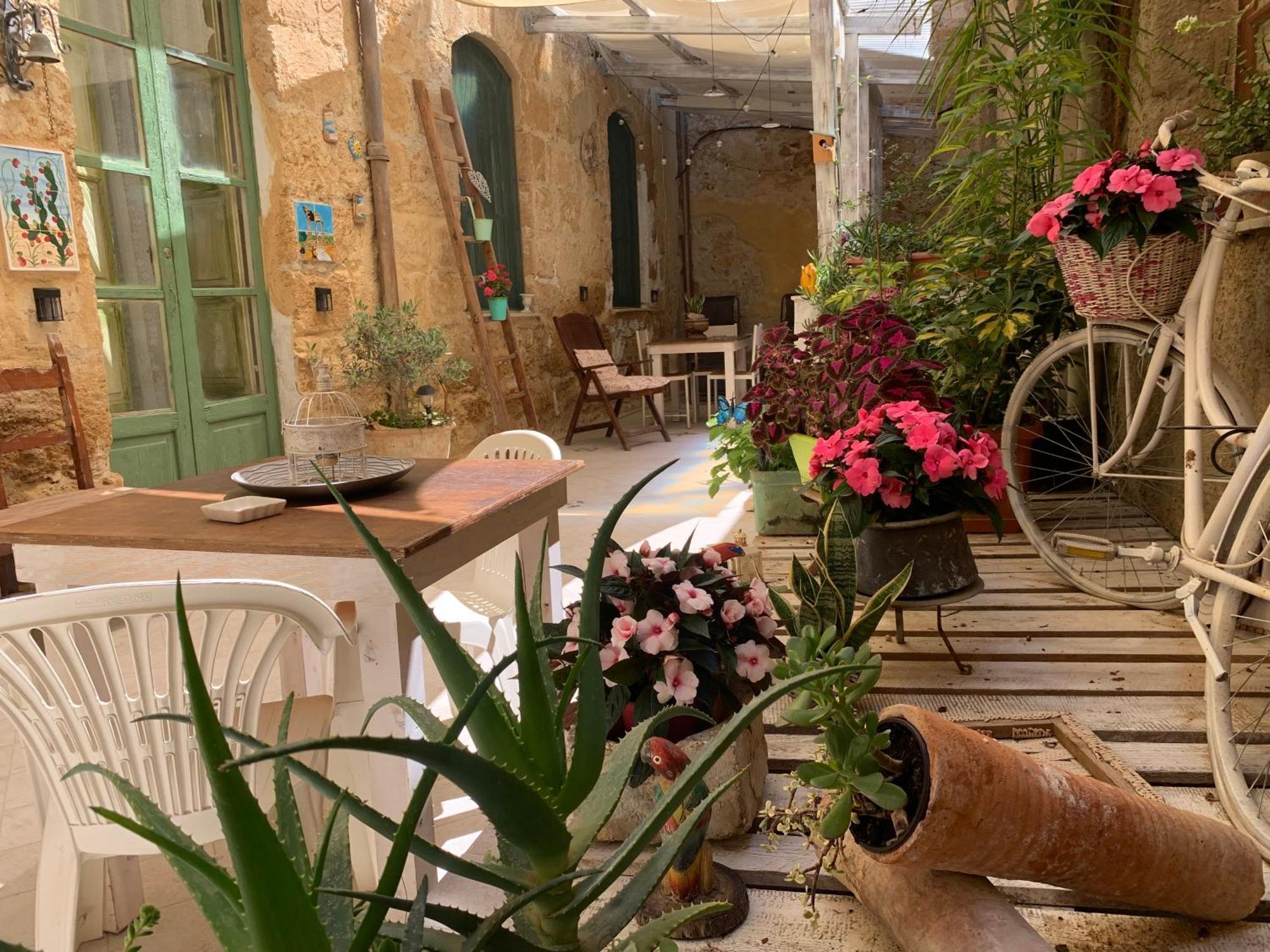 Il Vecchio Cortile Daire Agrigento Dış mekan fotoğraf